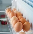 Los huevos se pueden conservar por más tiempo adentro del refrigerador, sin embargo, no pueden estar para siempre. Por ello te contamos por cuánto tiempo se pueden tener refrigerados.