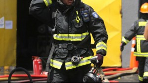 Incendio destruyó vivienda de voluntario de Bomberos en Sagrada Familia