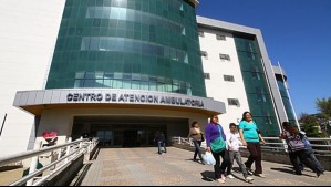 Bebé de dos meses llegó con múltiples fracturas a Hospital de Concepción: Familia dijo que cayó de una silla