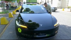 Colectivo Tesla en Quillota: Así es viajar por $800 en el auto eléctrico de $40 millones