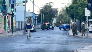 Intercambio de disparos entre hombre armado y funcionarios de Carabineros dejó al menos a cinco heridos en el barrio Bellavista