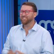 El periodista Luis Ugalde debutó en las pantallas de Mega, 18 años después de haber realizado su práctica profesional en nuestro canal. Revisa sus declaraciones y conoce el nuevo programa que conducirá.