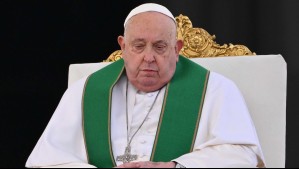 'Presenta una ligera mejoría': Vaticano actualiza complicado estado de salud del Papa Francisco