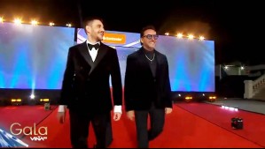 Mira los elegantes trajes de Daniel Fuenzalida y Gonzalo Fouillioux en la alfombra roja de la Gala de Viña 2025