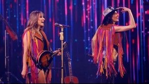 Bajaron a cantar con el 'Monstruo': La íntima presentación de '100 años' por parte de Ha*Ash en Viña 2025