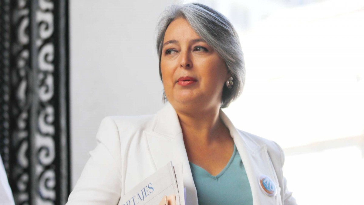 ¿Otra renuncia al Gobierno?: Ministra Jara no descarta candidatura presidencial por el Partido Comunista