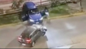 Video muestra a mujer siendo víctima de portonazo cuando entraba a su edificio en Macul