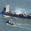 Un hombre fue detenido por homicidio involuntario tras la colisión entre un petrolero y un carguero en el Mar del Norte, después de que el gobierno británico afirmara que el tripulante desaparecido habría fallecido.