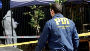 Conductor muere baleado en plena calle en La Florida: Bajó de su auto para pedir auxilio y se desplomó