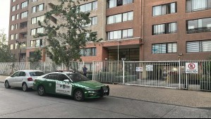 Balacera en Santiago Centro deja a dos personas fallecidas: Víctimas fueron encontradas al interior de un departamento