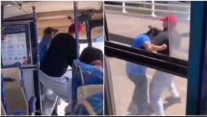 Graban violenta pelea entre un chofer de micro y un pasajero: Pararon el recorrido para enfrentarse a combos