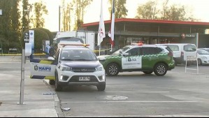 Atacantes realizaron al menos 10 disparos: Balacera en servicentro deja a un hombre herido en Maipú