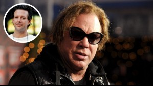 Usando peluca y con varias cirugías en el rostro: Mickey Rourke reaparece en redes sociales luciendo irreconocible