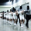 Estados Unidos deportó a El Salvador a 10 migrantes, a los que acusa de pertenecer a las pandillas Mara Salvatrucha (MS-13) y Tren de Aragua, según anunció este domingo el secretario de Estado, Marco Rubio.