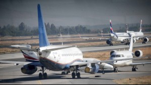 Aeropuerto de Santiago reanuda operaciones aéreas tras emergencia por presencia de aves
