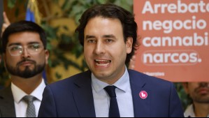 Vlado Mirosevic baja su candidatura presidencial a favor de Carolina Tohá