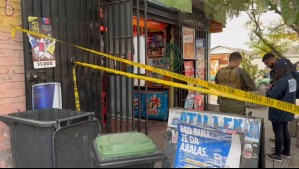 Homicidio en Lo Espejo: Le dispararon en la vía pública y luego lo remataron dentro de un almacén