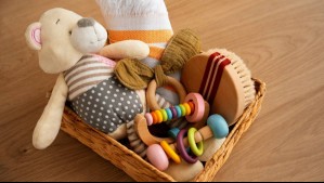 Por 'riesgo de asfixia': Sernac emite alerta de seguridad por juguete de bebé