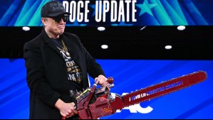Elon Musk realiza inesperado anuncio tras el desplome de los beneficios de Tesla en un 71% y ataques a la compañía