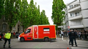 Conmoción en Francia: Estudiante mata a una compañera y deja a otros tres alumnos heridos tras atacarlos con un cuchillo