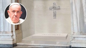 Con una lápida escrita en latín: Así es la tumba del Papa Francisco