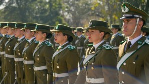 Estos son los sueldos de los oficiales de Carabineros: Parten en casi $1.5 millones