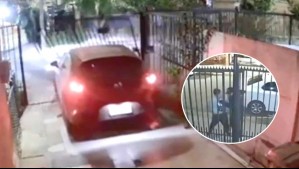 Video: Delincuentes roban vehículo desde el interior de una casa derribando portón en Maipú