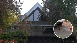 Denuncian toma de mansión en Vitacura: Estacionador de autos organizaría fiestas y traficaría drogas en la vivienda