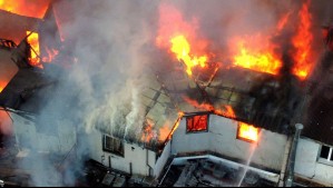 Incendio en una casa de Melipilla dejó a un adulto mayor fallecido