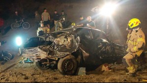 Colisión de alta energía entre camión y auto en Colina dejó un fallecido: Vehículo quedó completamente destruido