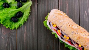 Cadena de sándwiches presente en Chile cierra más de 600 locales en EEUU: Estos son los motivos
