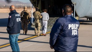 Estados Unidos pagará $1.000 dólares a migrantes que se autodeporten