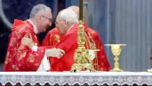 Micrófono abierto en plena misa previa al Cónclave: Le desearon suerte a uno de los favoritos para convertirse en Papa