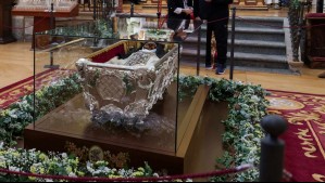 Exhiben los restos de Santa Teresa de Jesús por primera vez en más de 100 años