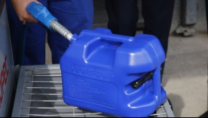 La parafina bajó $20: Revisa cómo quedaron los precios de los combustibles este jueves 15 de mayo