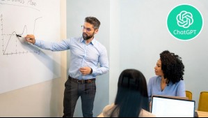 Sorprenden a profesor usando ChatGPT y alumna pidió que le devolvieran el dinero de su matricula