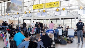 Contraloría revela que más de 25 mil funcionarios públicos viajaron fuera de Chile estando con licencia médica