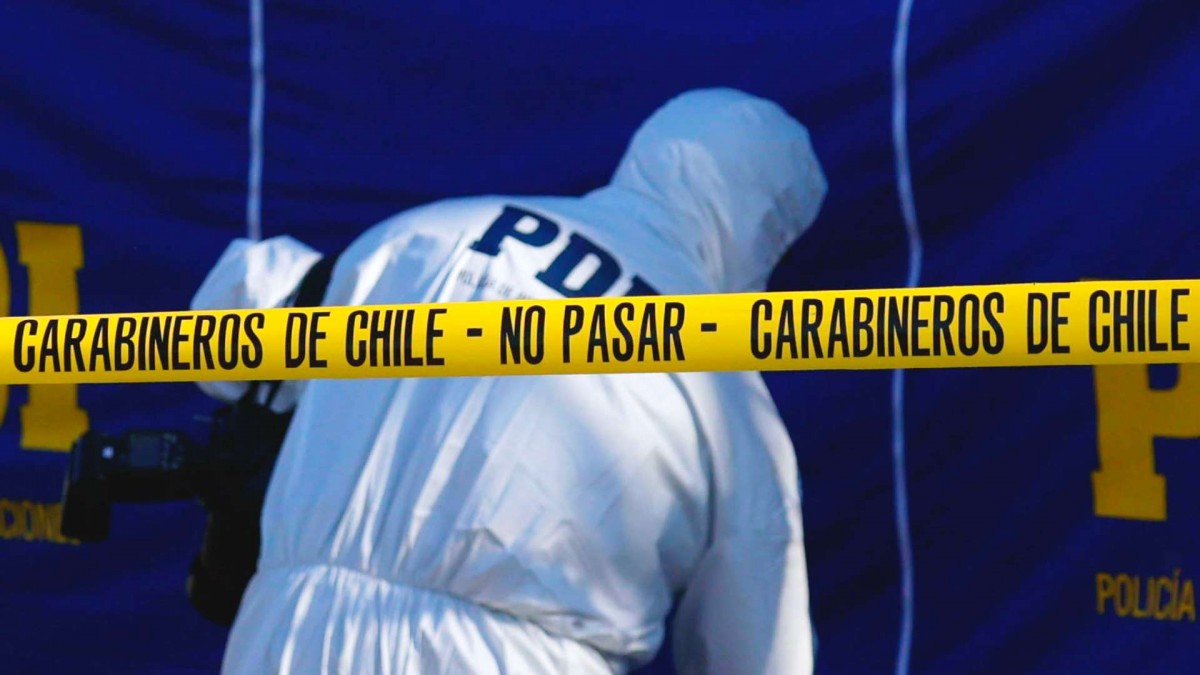 Hombre muere apuñalado en riña callejera en Estación Central