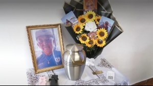 Familia de Puente Alto denuncia que les entregaron ánfora equivocada: Sospechan que cenizas de su padre estarían en China