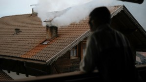 Prohibición de estufas a leña se amplía en 2025: ¿Cómo funciona el recambio por aire acondicionado gratuito?