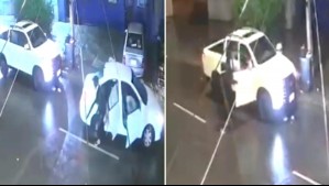 Video muestra violento portonazo a padre que esperaba a su hijo bajo intensa noche de lluvia en Quinta Normal