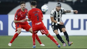 La U desperdició la ventaja numérica y se despidió con caída de la Libertadores