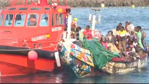 7 mujeres y niñas mueren al volcar una barca de migrantes en las islas Canarias