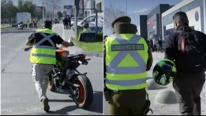 'No les voy a pasar la moto': Conductor sin licencia discutió con carabineros en plena transmisión en vivo