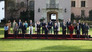 Así fue la última foto oficial del Presidente Boric con su gabinete antes de una Cuenta Pública