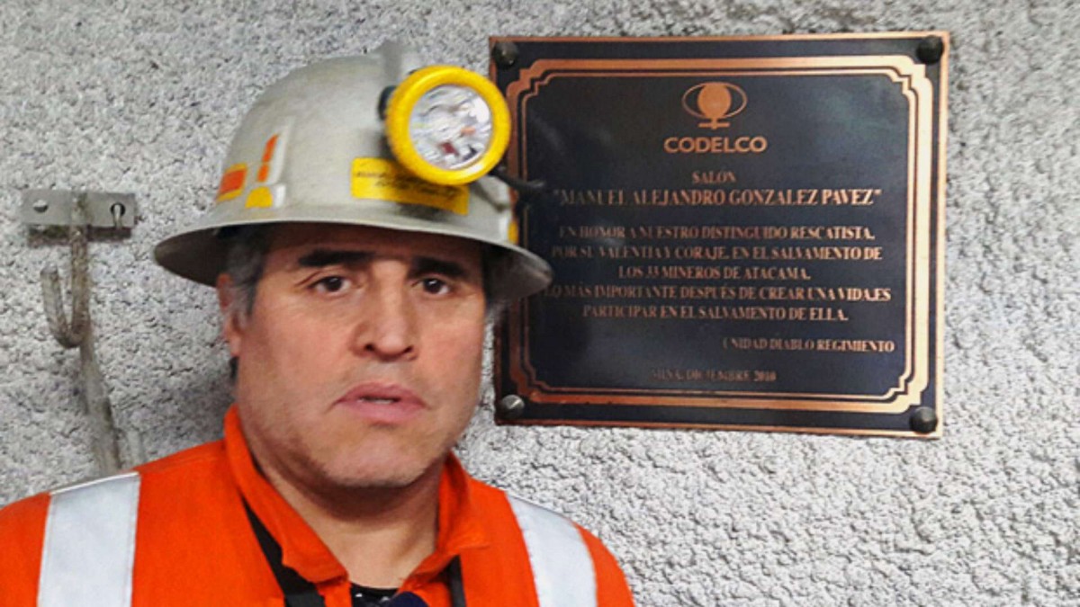 Tras el recate, Manuel González recibio multiples homenajes y reconocimientos, convirtiéndose en un verdadero heroe. 