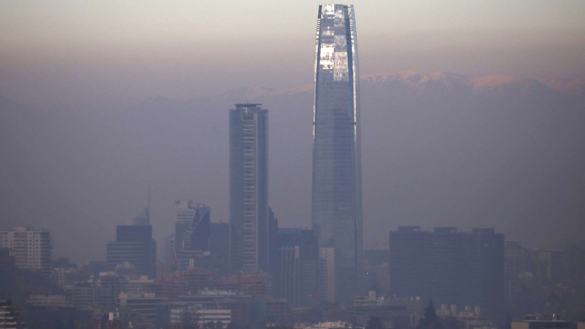 Alerta Ambiental en la RM: Estos son los vehículos que no pueden circular por Santiago este lunes 2 de junio
