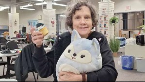 Mujer de 73 logró terminar sus estudios de magíster: Se sobrepuso a derrame cerebral mientras estudiaba