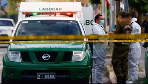 'Por una foto que subieron desnudas': Madre de la joven hallada muerta en motel de Quilicura apunta a acompañante