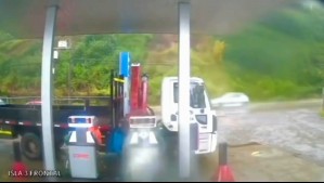 Video muestra milagrosa salvada de vehículo tras derrumbe de ladera en Corral en medio de las intensas lluvias